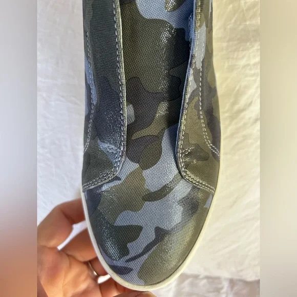NWOT Anthropologie J/SLIDES Women's Green and Gray Camouflage Shoes. Size 10 - Picture 6 of 10